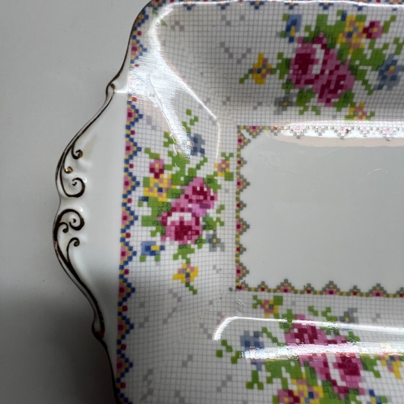 Vintage Royal Albert: 3 Piece Set - Picture 10 of 10